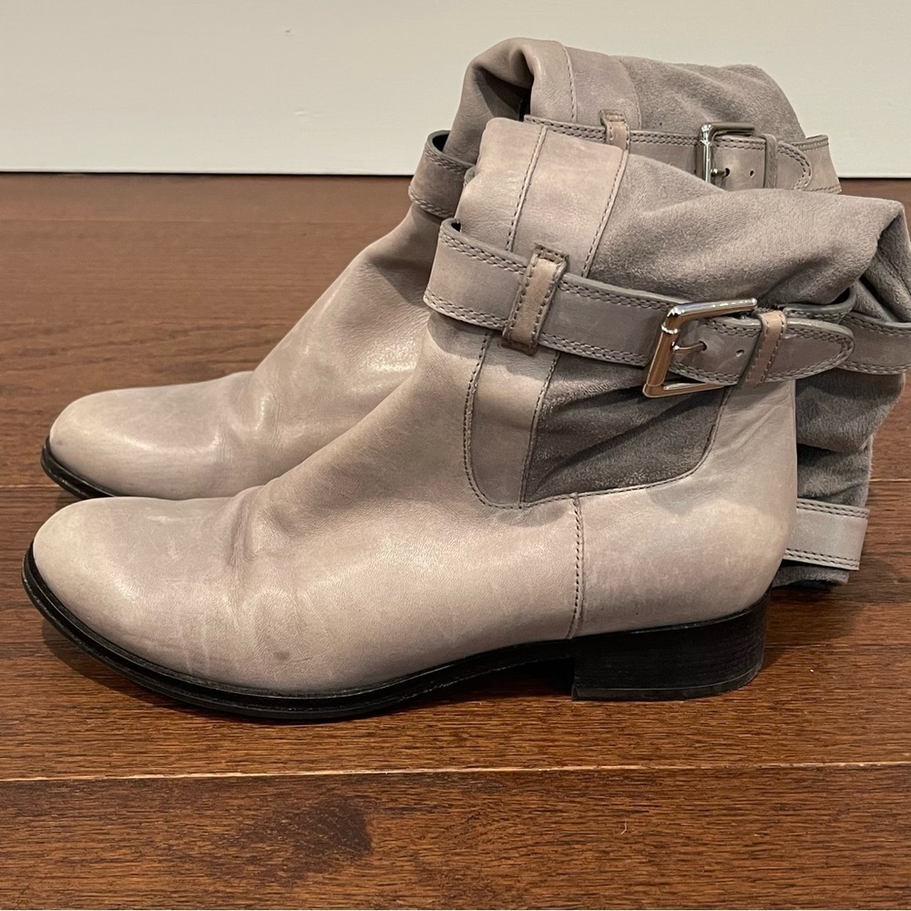 Cole Haan Grey Suede and Leather Pull On Boots Size 9 - Picture 6 of 9